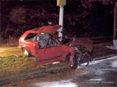 schwerer Verkehrsunfall: Wilhelm-Leuschner Strasse