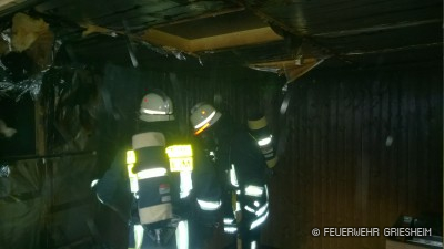 Die Feuerwehr musste nur noch Nachlöscharbeiten durchführen.